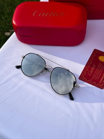 نظارة carter ملون