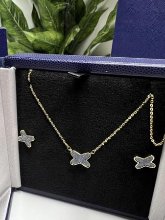 سلسال شوميه مع حلق ذهبي - رمادي