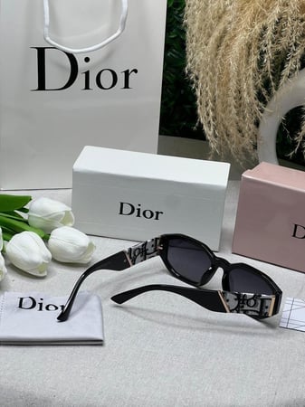 نظارة Dior