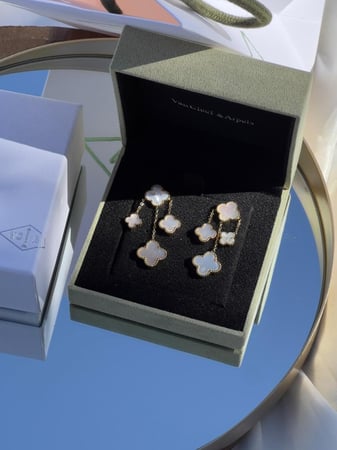 حلق van cleef الحصري