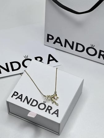 سلسال باندورا PANDORA ذهبي - فيونكه