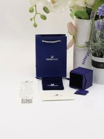 جميع ملحقات SWAROVSKI