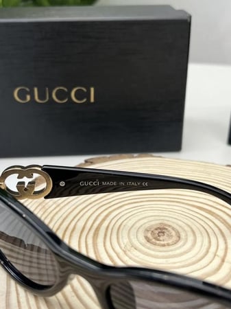 نظارة -GUCCI