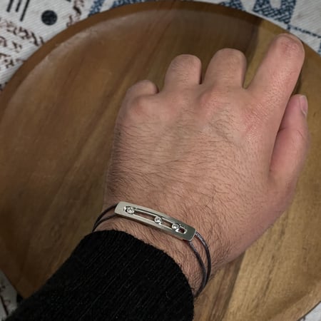 إسوارة MESSIKA