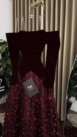 فستان ليريانا الانيقة