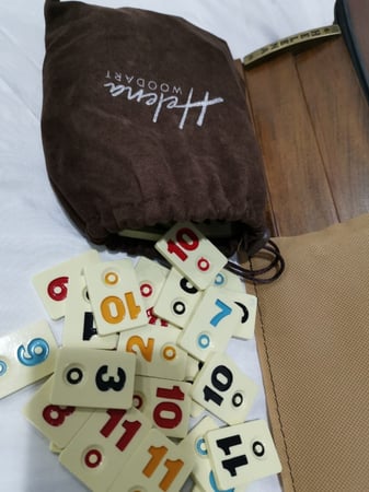 لعبة أوكي التركية خشبية مع شنطة حفظ