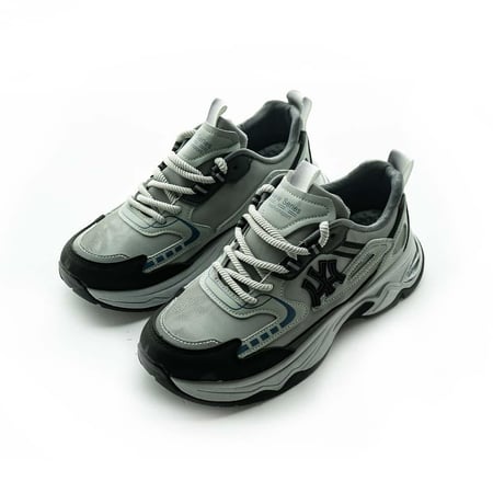 حذاء رياضي رجالي صناعة فتنامي 569