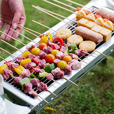 4 علب فحم FYC  +3علب فحم  شذا +شواية مستطيل قابلة للطي سلفر مجانا