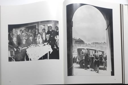 فيصل . غلاف مقوى من الحجم الكبير ( ضخم ) من 325 صفحة مصقولة تحتوي العديد من الصور الخاصة بالملك فيصل