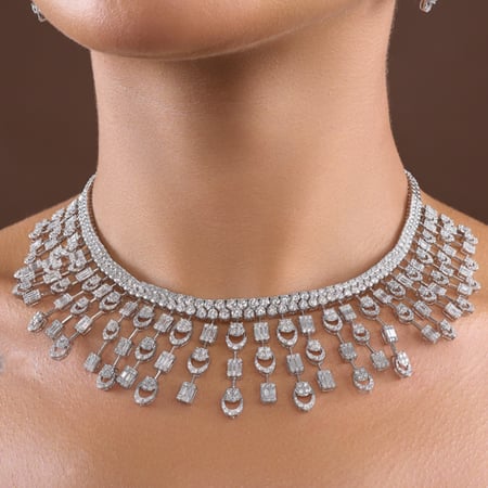 طقم ذهب ابيض و الماس عيار18