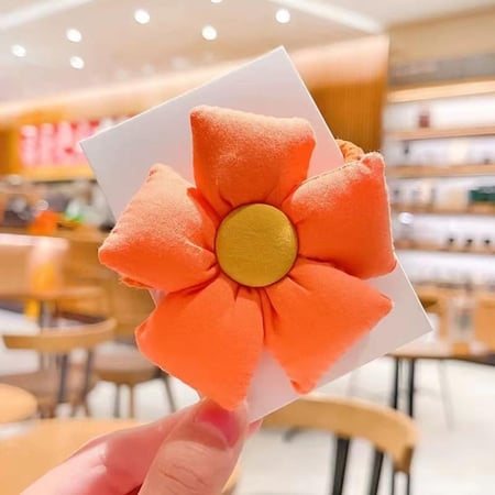 بكلة على شكل وردة