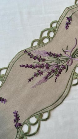 رنر طاولة لافندر (159*19) cm