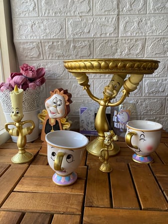 صحن الجميلة و الوحش