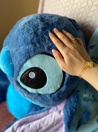 دمية ستيتش عملاقة