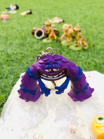 ميداليات شركة المرعبين