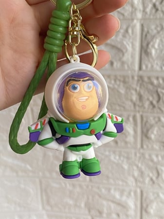 ميدالية باز يطير