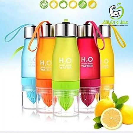 قارورة العصير المحمولة مع عصارة مدمجة 2في1 للاستمتاع بعصير منعش في أي مكان