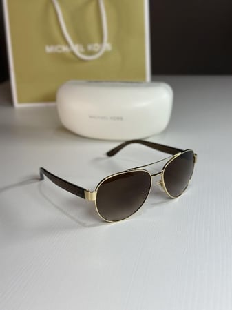 نظارة مايكل كورس بوجع معدني وذراع بلاستيك سجنشر- ذهبي/ بني سجنشر