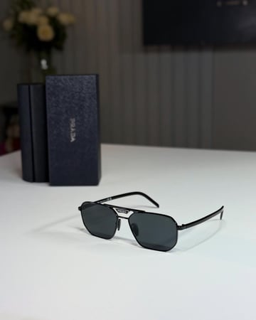 برادا بلاك سوت شيد نظارة رجالية