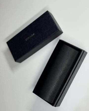 برادا بلاك سوت شيد نظارة رجالية