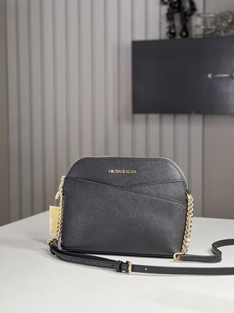 مايكل كورس بلاك جت ست