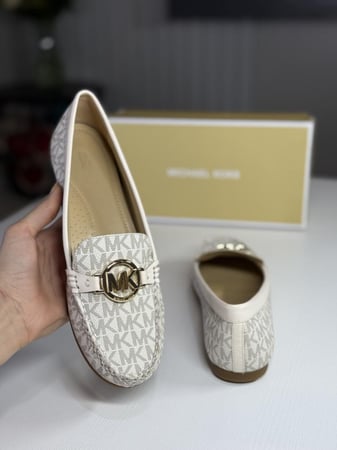 درايفر فولتن فانيلا سجنتشر لوفر FULTON DRIVER MK SIG vanilla مايكل كورس