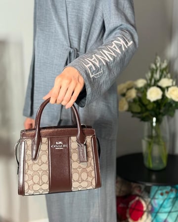 كوتش اندريا كاريال