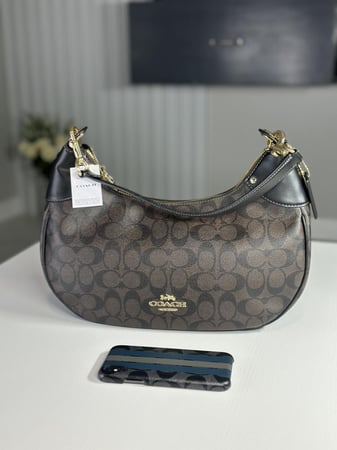 كوتش شنطة كتف mara hobo سجنشر بني/ اسود