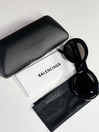 بالنسياغا لكود بلاك نظارة نسائية