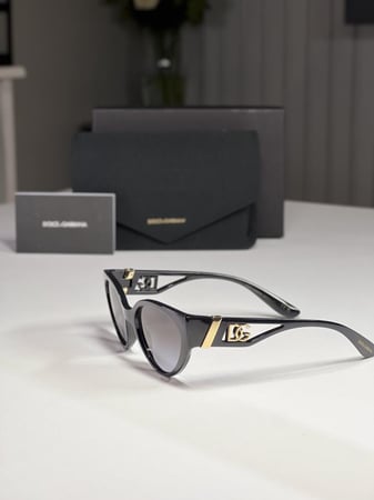 دولتشي اند غابانا فنز نظارة نسائية