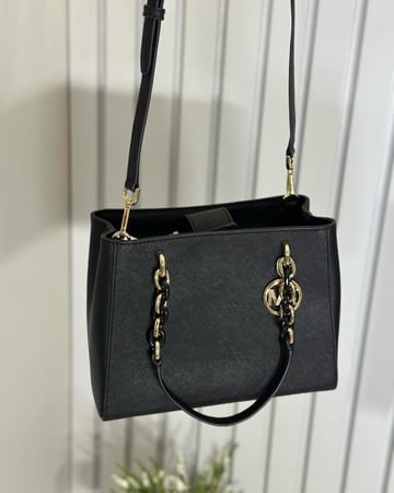 مايكل كورس صوفيا ميديم ساتشل 35H8G05T8L Sofia- اسود/ ذهبي