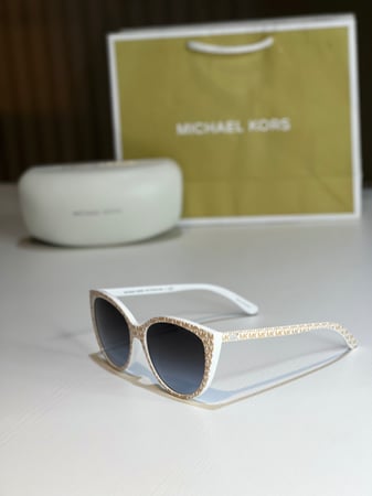 مايكل كورس بيش كلب نظارة نسائية