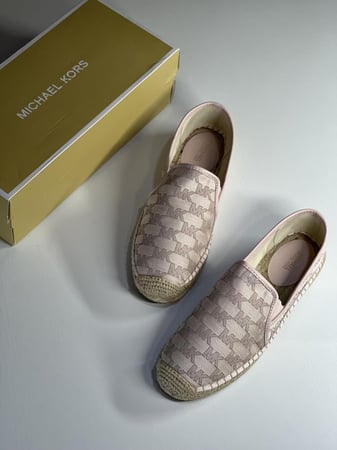 مايكل كورس فنتج روز اسبادريل