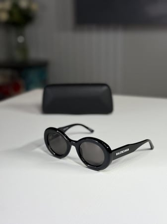 بالنسياغا لكود بلاك نظارة نسائية