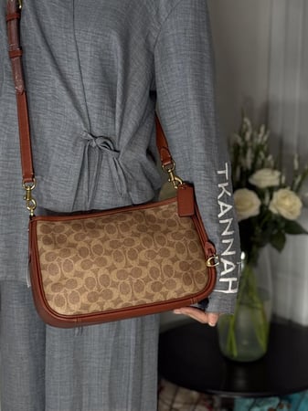 كوتش جلد بوتيك سجنتشر