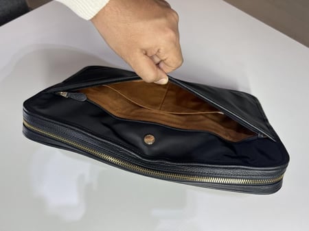 كوتش ايليس لابتوب/ ايباد سليف