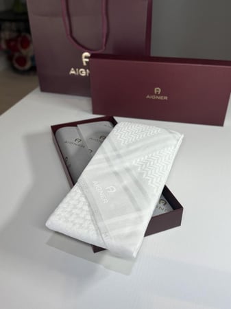 شماغ اجنر - ابيض