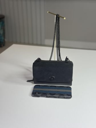 شنطة كوتش محفظة بلون اسود كروس بودي جلد مع شامواه