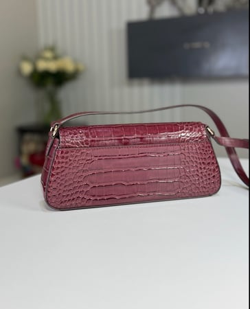 مايكل كورس كروس بودي كاتيا ميديم برجندي Michael Kors Katya Medium Flap Crossbody in Oxblood