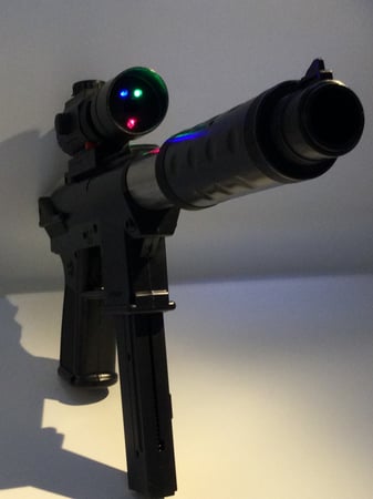 بندقيه خرز كبير مع ليزر وكشاف سيفتي