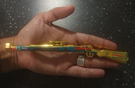 نموذج سلاح فورت نايت حديد مع الاكسسوار(22 سم)