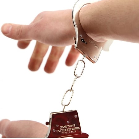 اصفاد معدنيه بمفتاح