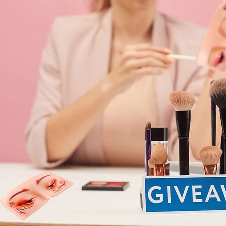 باليت سيليكون لمكياج العيون من اديوس