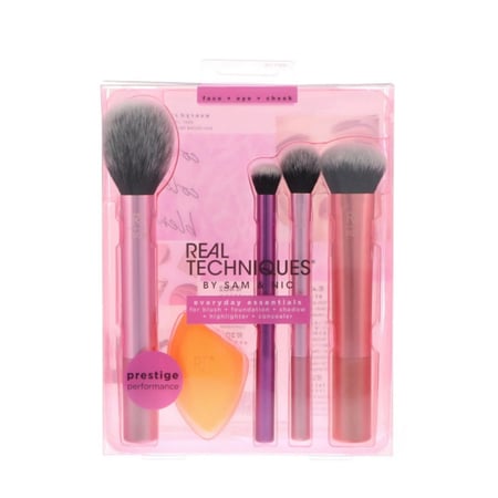 مجموعة فرش مكياج ايفري داي اسينشيالز من  ريل تكنيك - 5 حبات - 01786