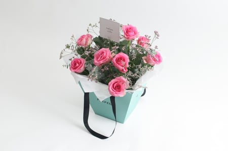 زهور روز وردي