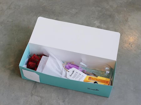 فازة ورد فاصلة نسقها بنفسك