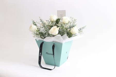 ورد روز ابيض