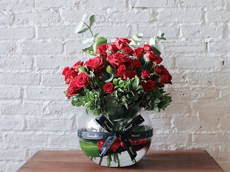 فازة ورد فاصلة شعور