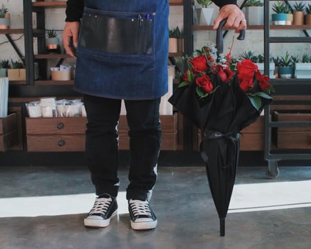 فاصلة مظلة الورد - أحمر