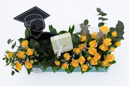 بوكس ورد فاصلة فرحتنا فرحتكم - أصفر